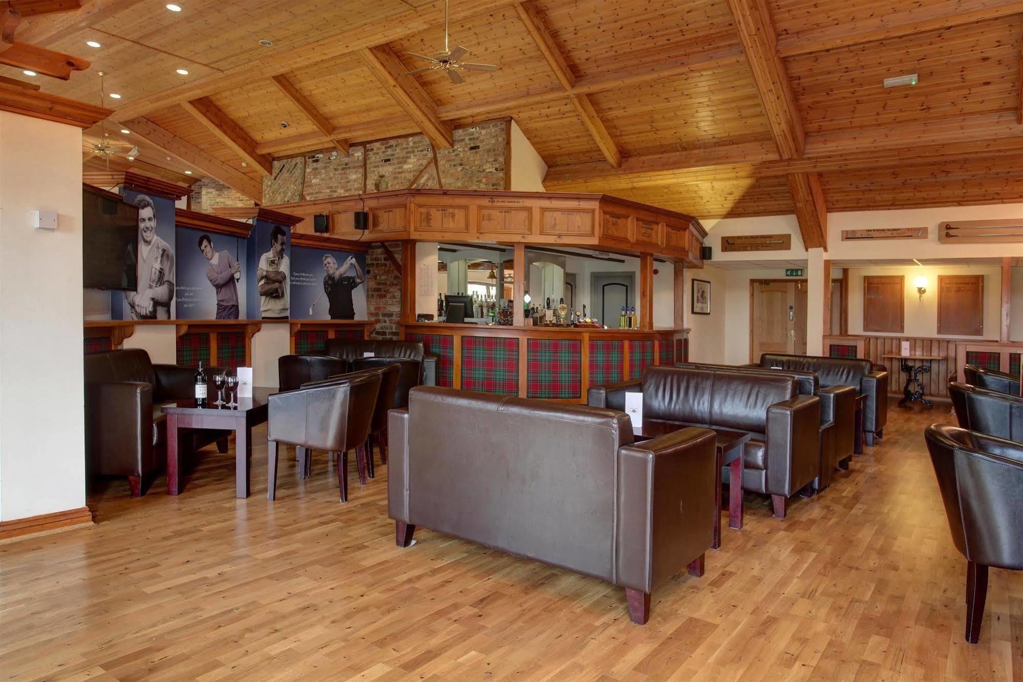 Magnolia Park Hotel, Golf & Country Club Boarstall Exterior foto